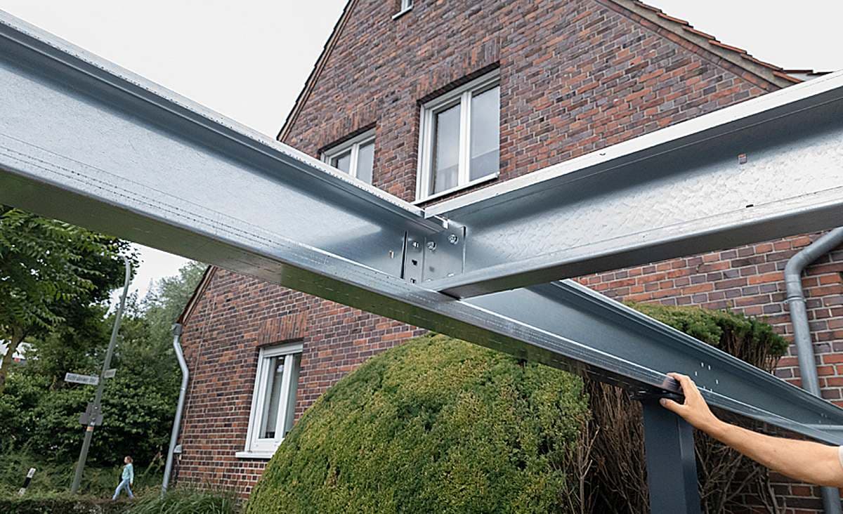 Warum eine Terrassenüberdachung aus Alu die bessere Alternative zu Holz ist