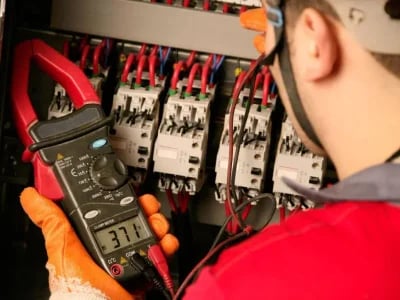 Prüfung ortsfester elektrischer Anlagen: Die häufigsten Fehlerquellen